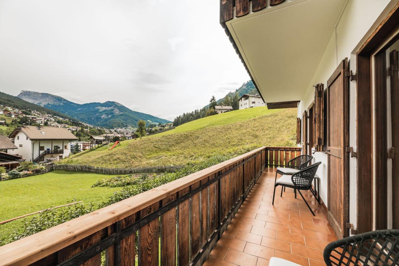 Chalet Scherlin St. Ulrich in Gröden Exterior foto